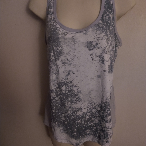 Tank top bundle - Picture 4 of 11